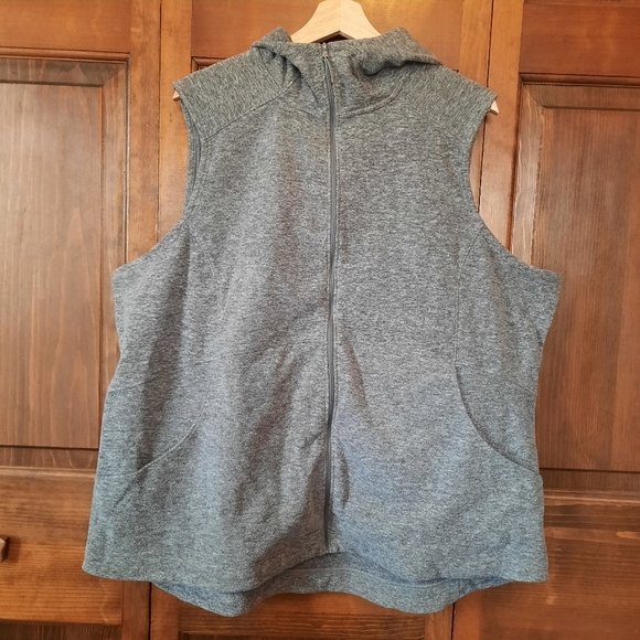 Duluth Trading Co Plus Frost Lake Hooded Vest Marled Gray Fleece 23901 Size 2X - Picture 1 of 12
